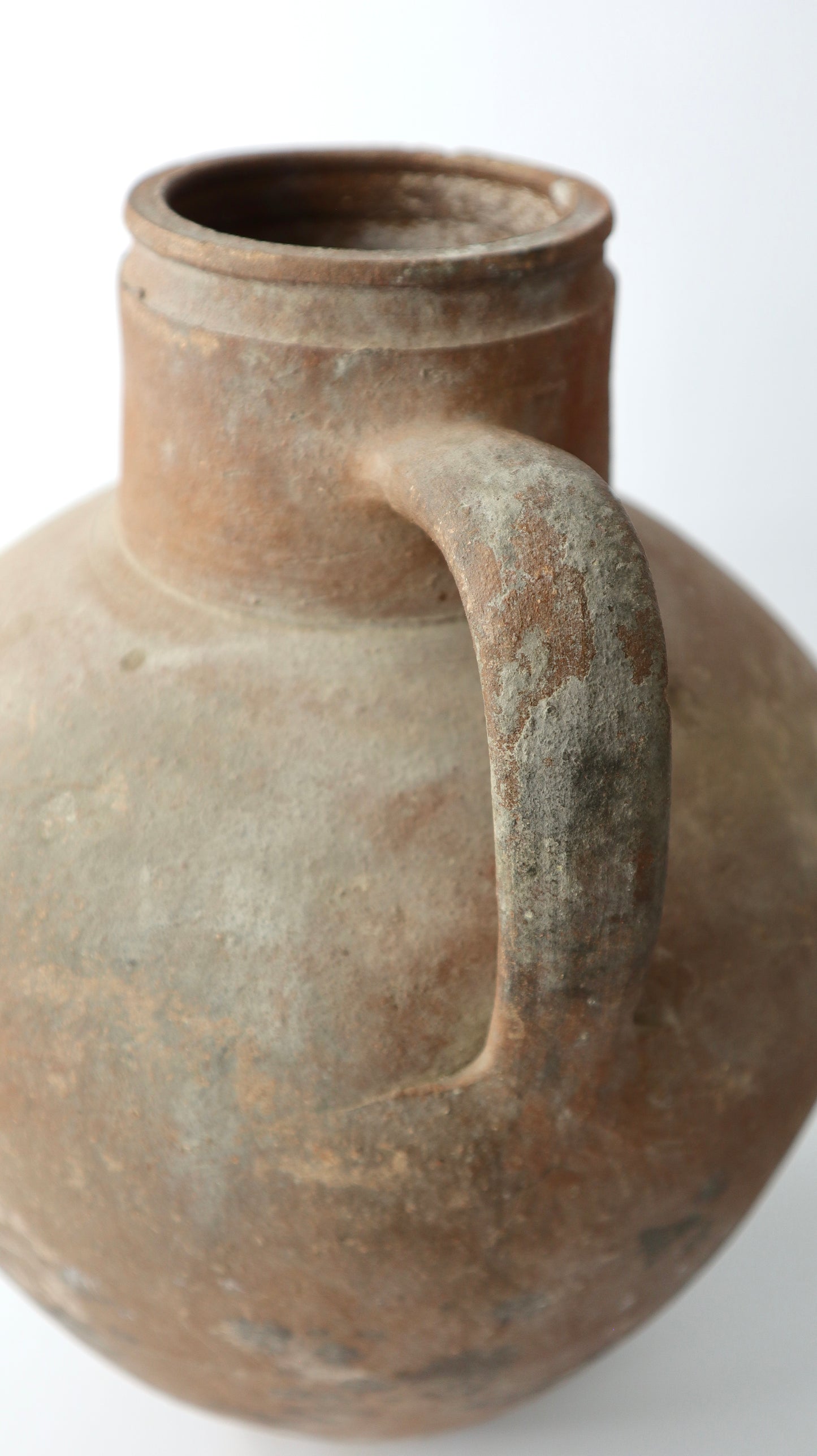 ANTIQUE VESSEL | 002