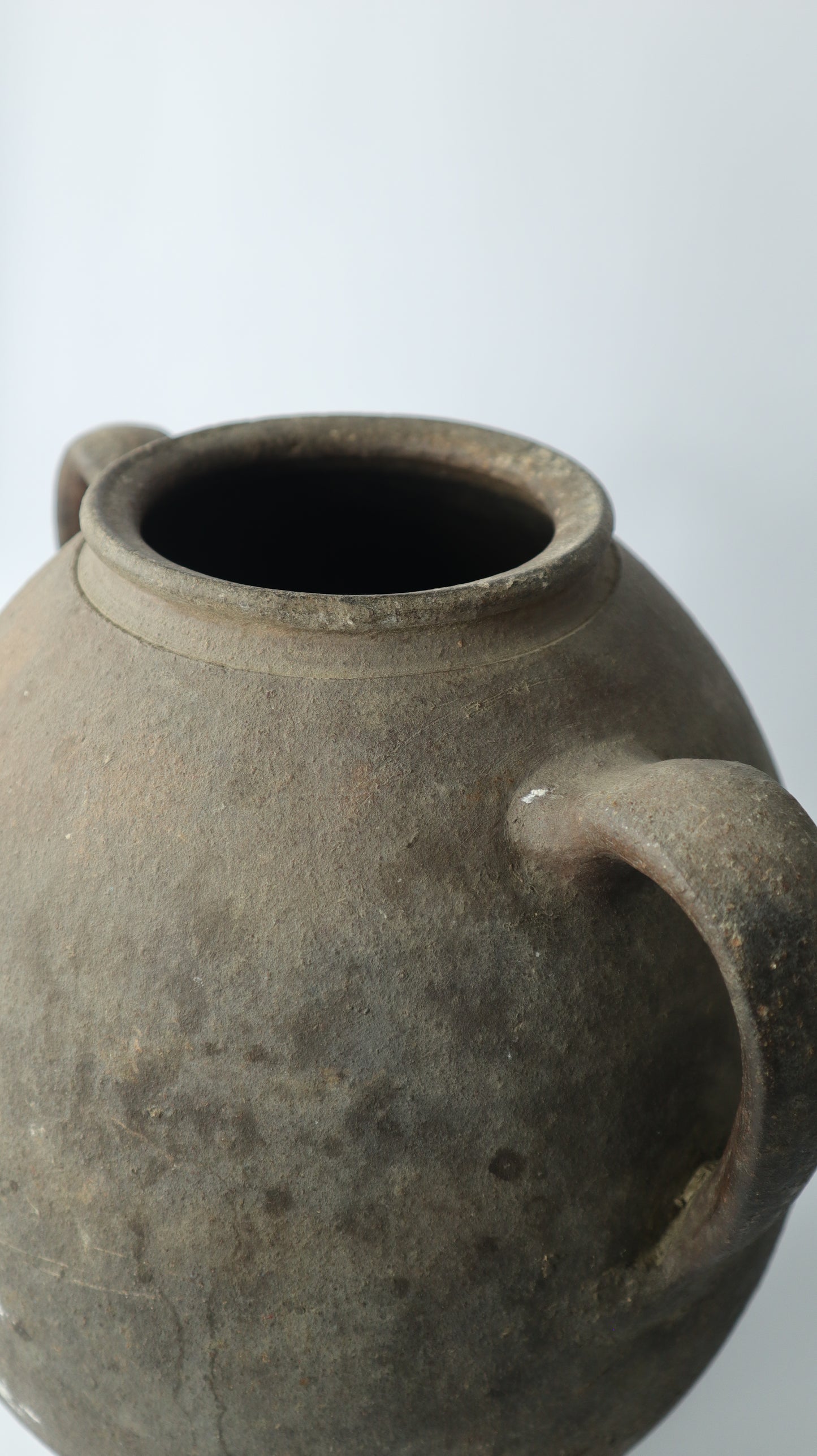 ANTIQUE VESSEL | 009