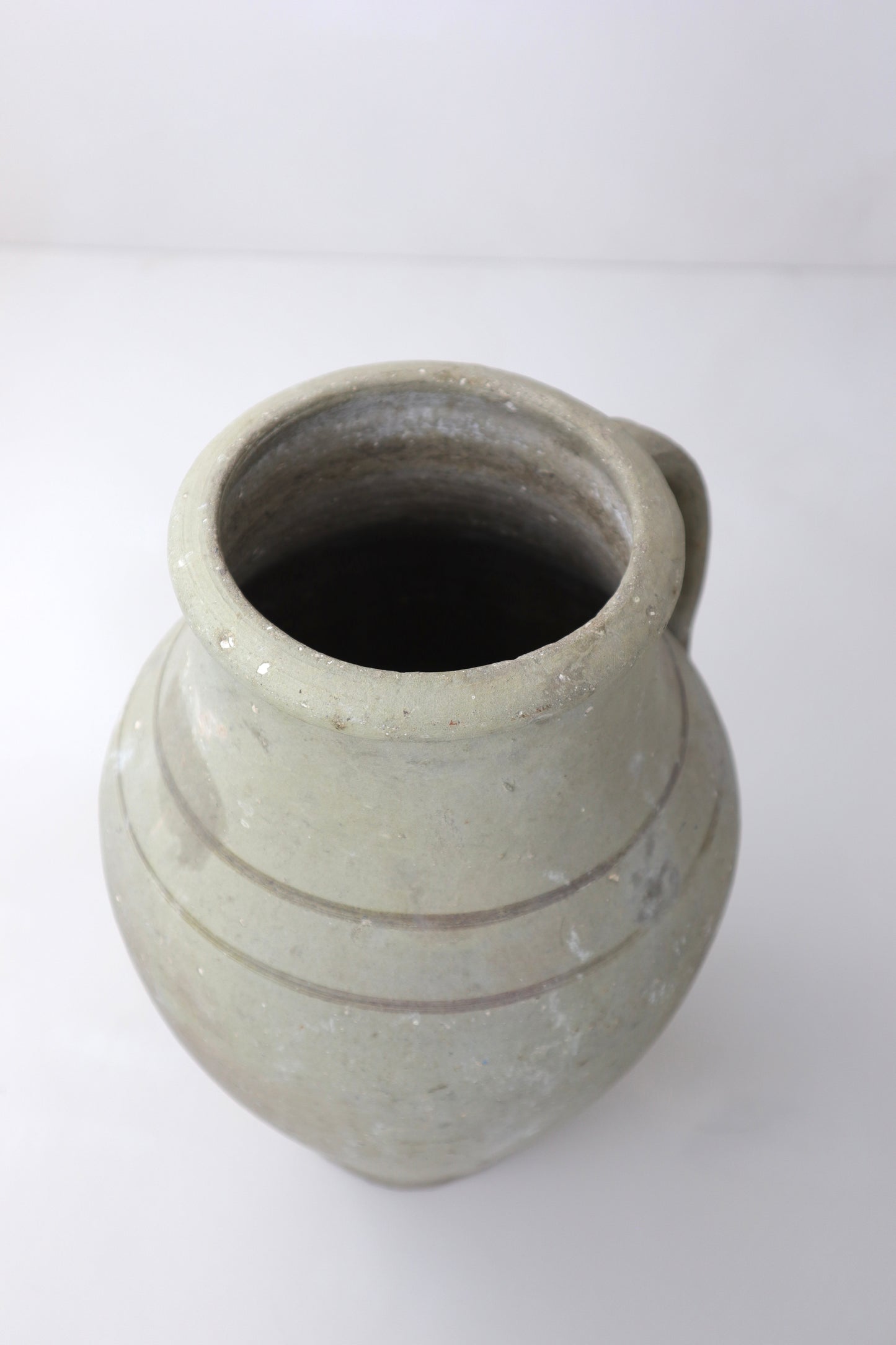 ANTIQUE VESSEL | 021