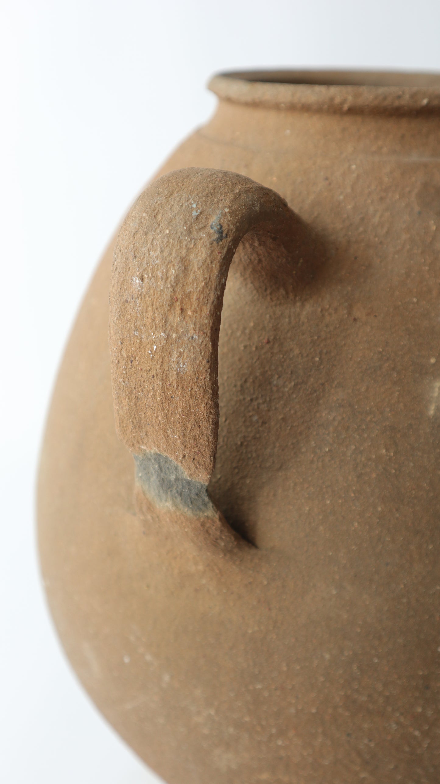 ANTIQUE VESSEL | 001