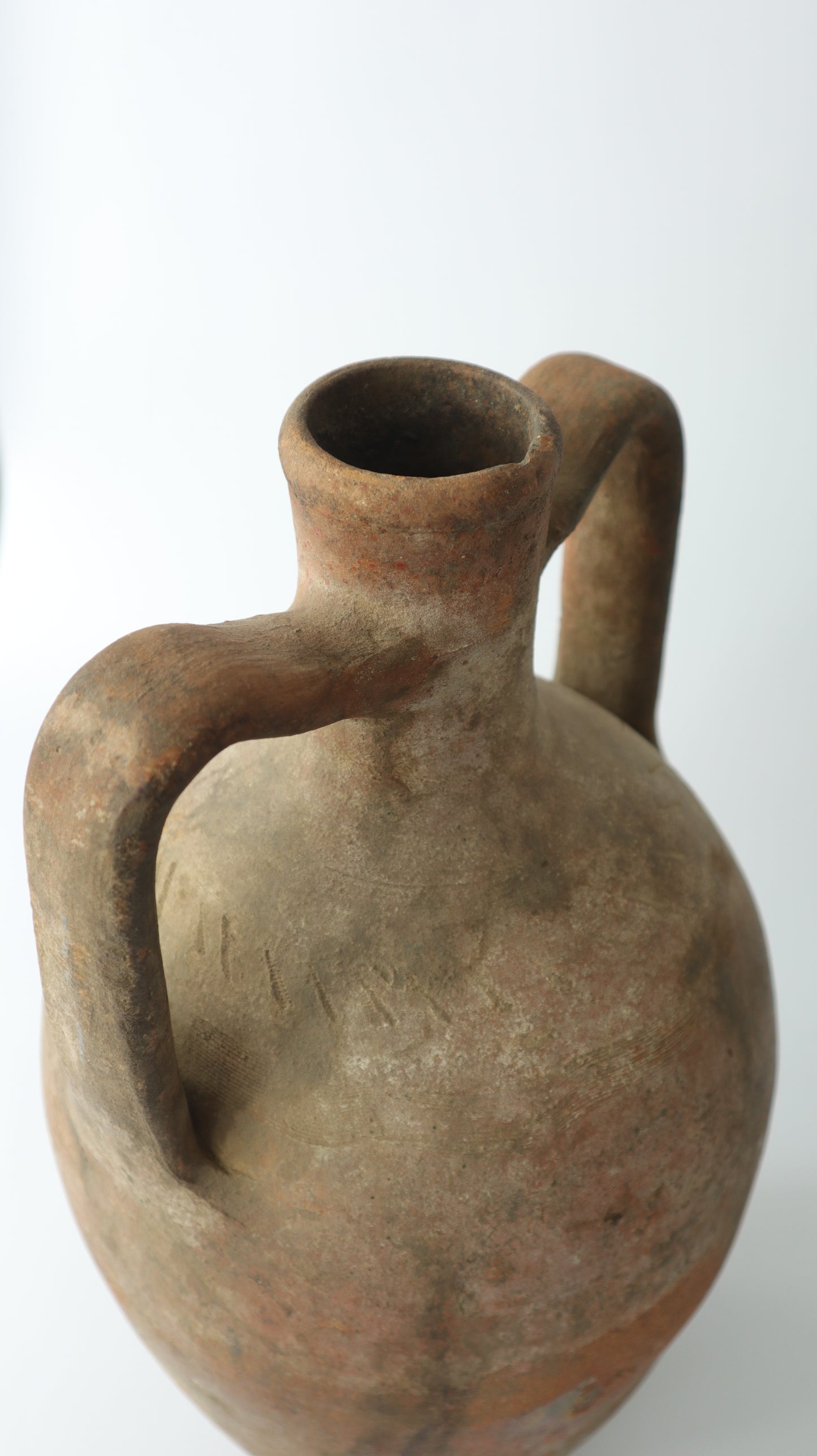 ANTIQUE VESSEL | 007