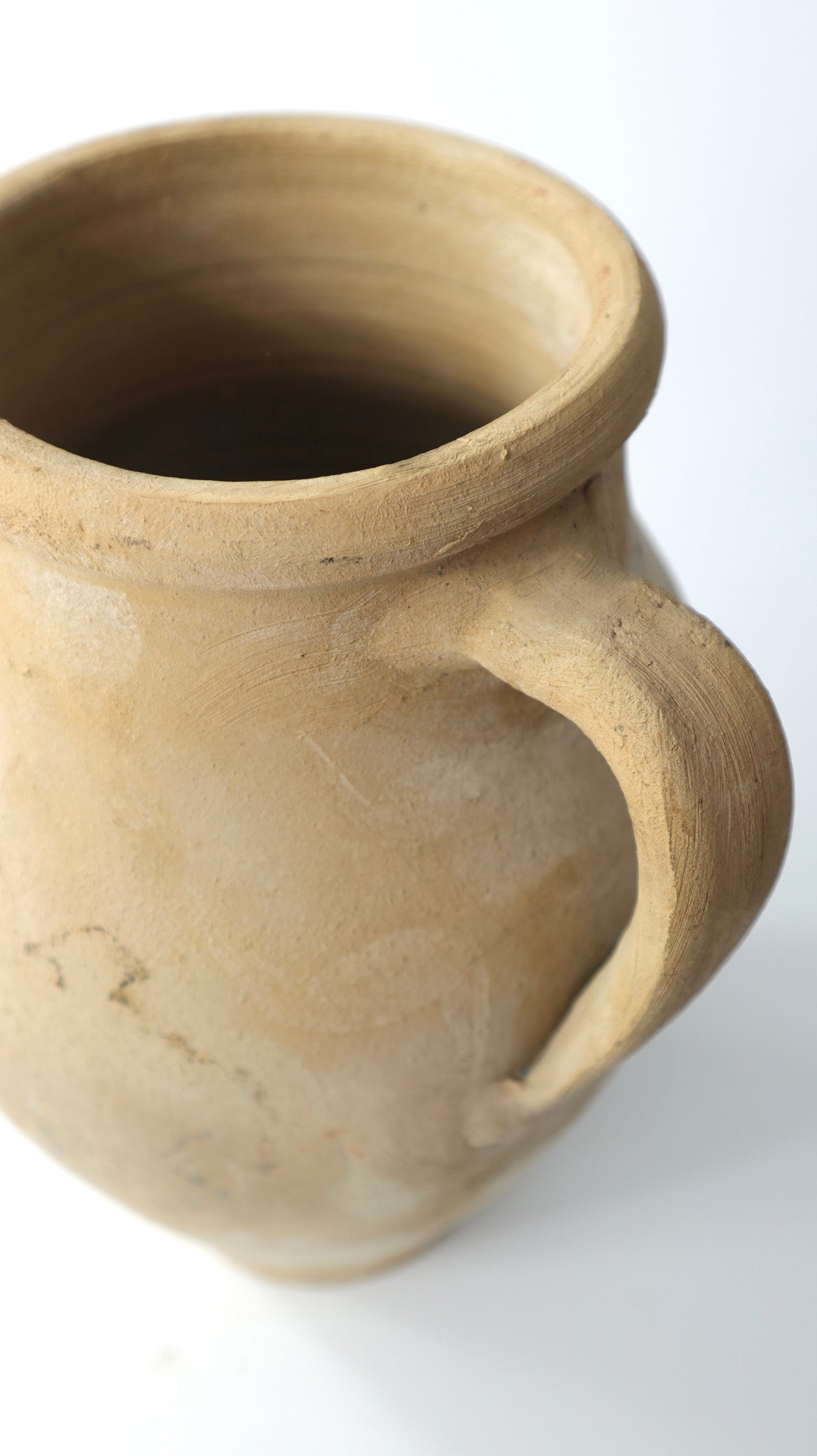 ANTIQUE VESSEL | 016