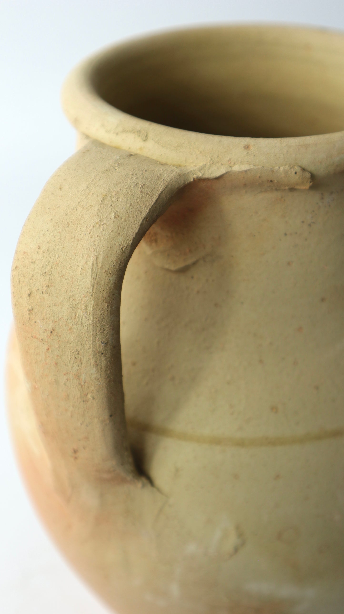 ANTIQUE VESSEL | 015