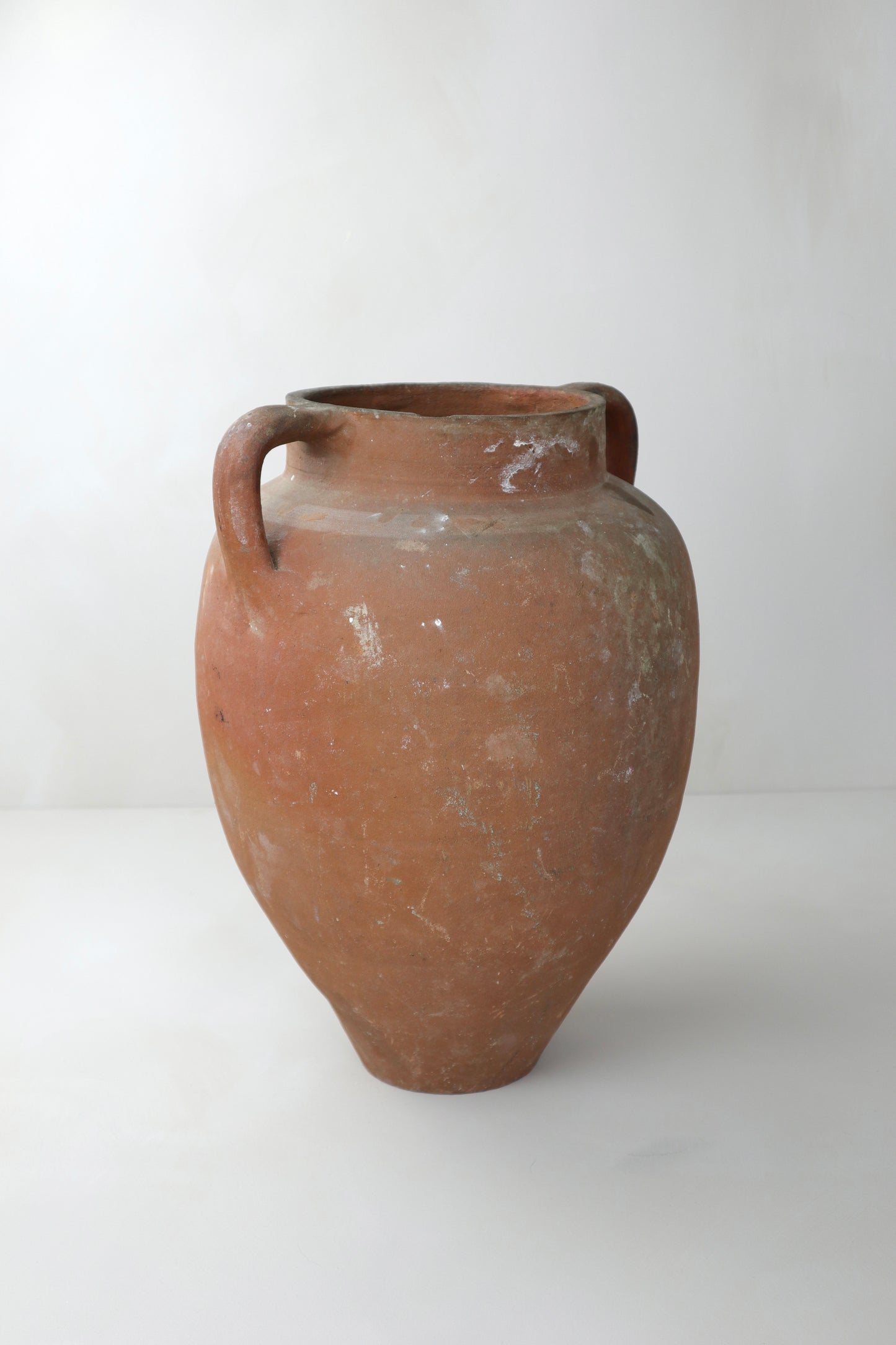 ANTIQUE VESSEL | 022