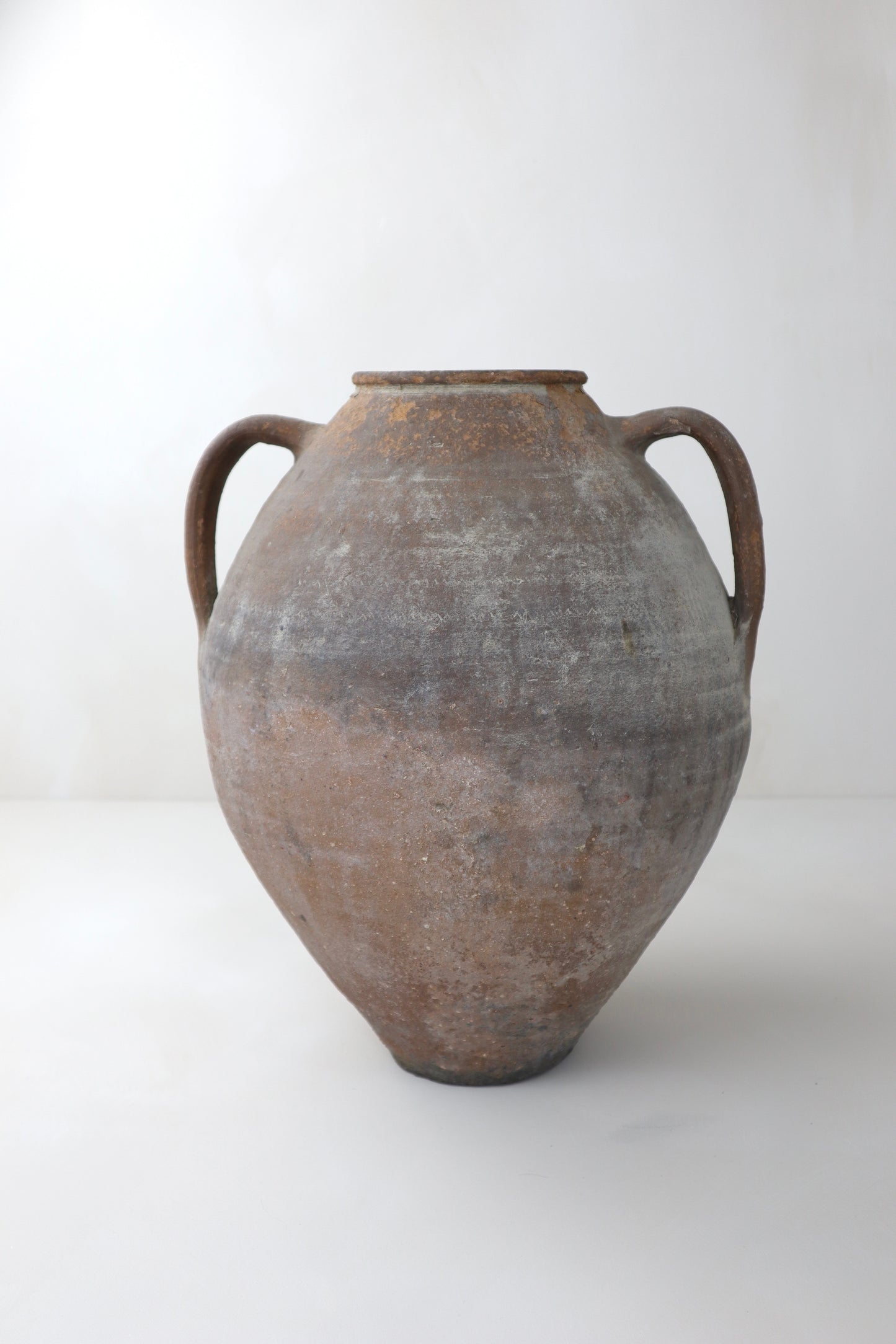 ANTIQUE VESSEL | 018