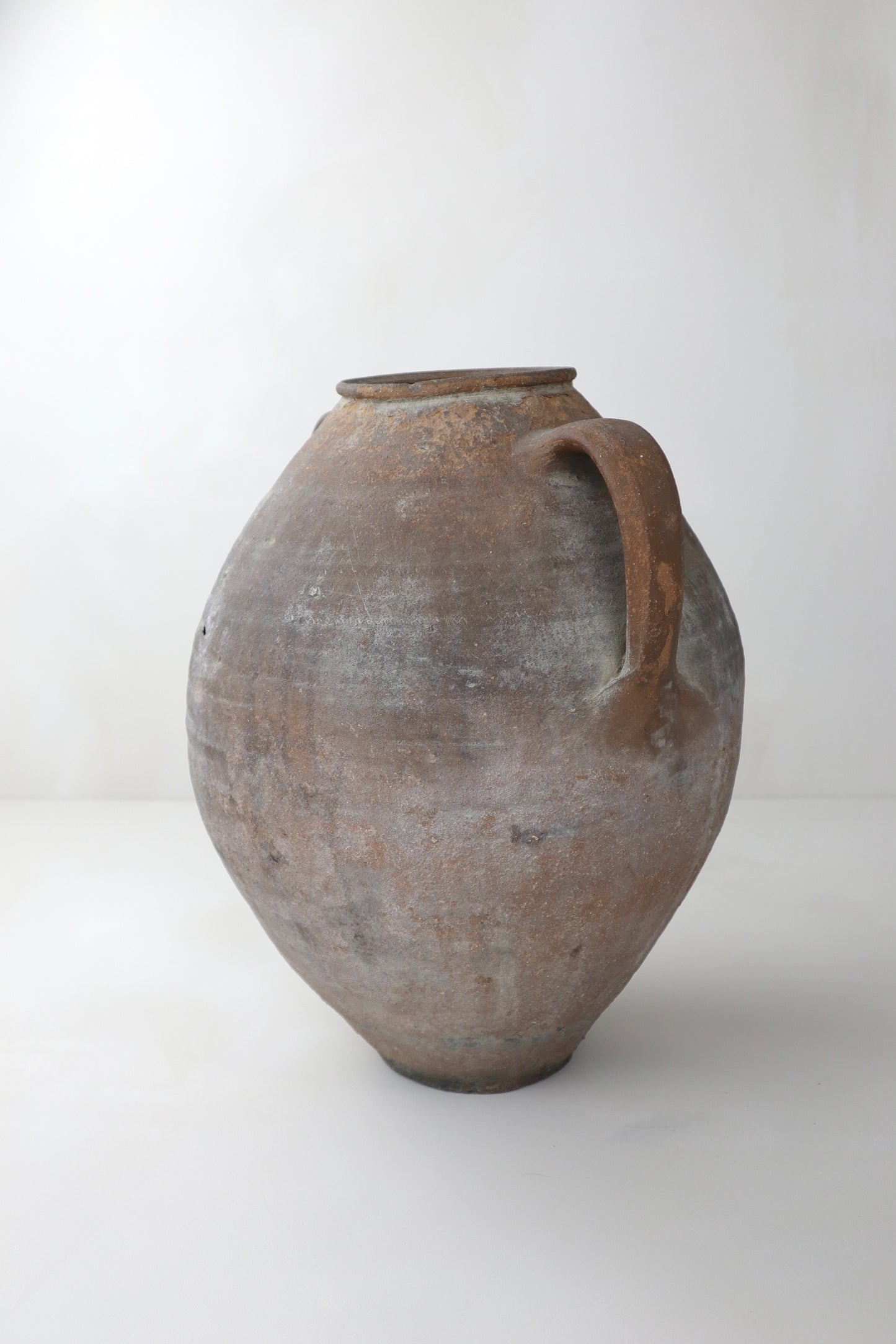 ANTIQUE VESSEL | 018