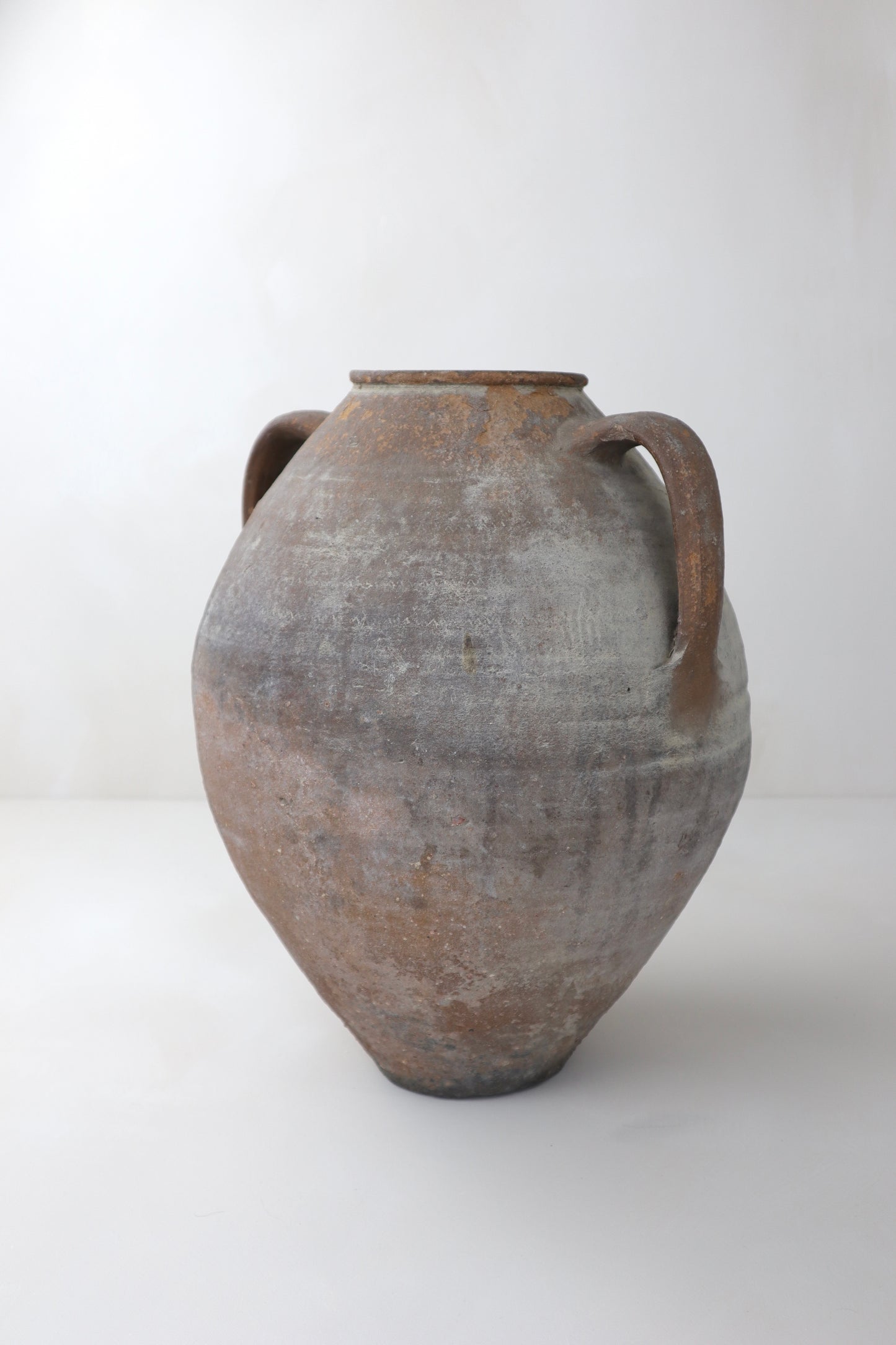 ANTIQUE VESSEL | 018