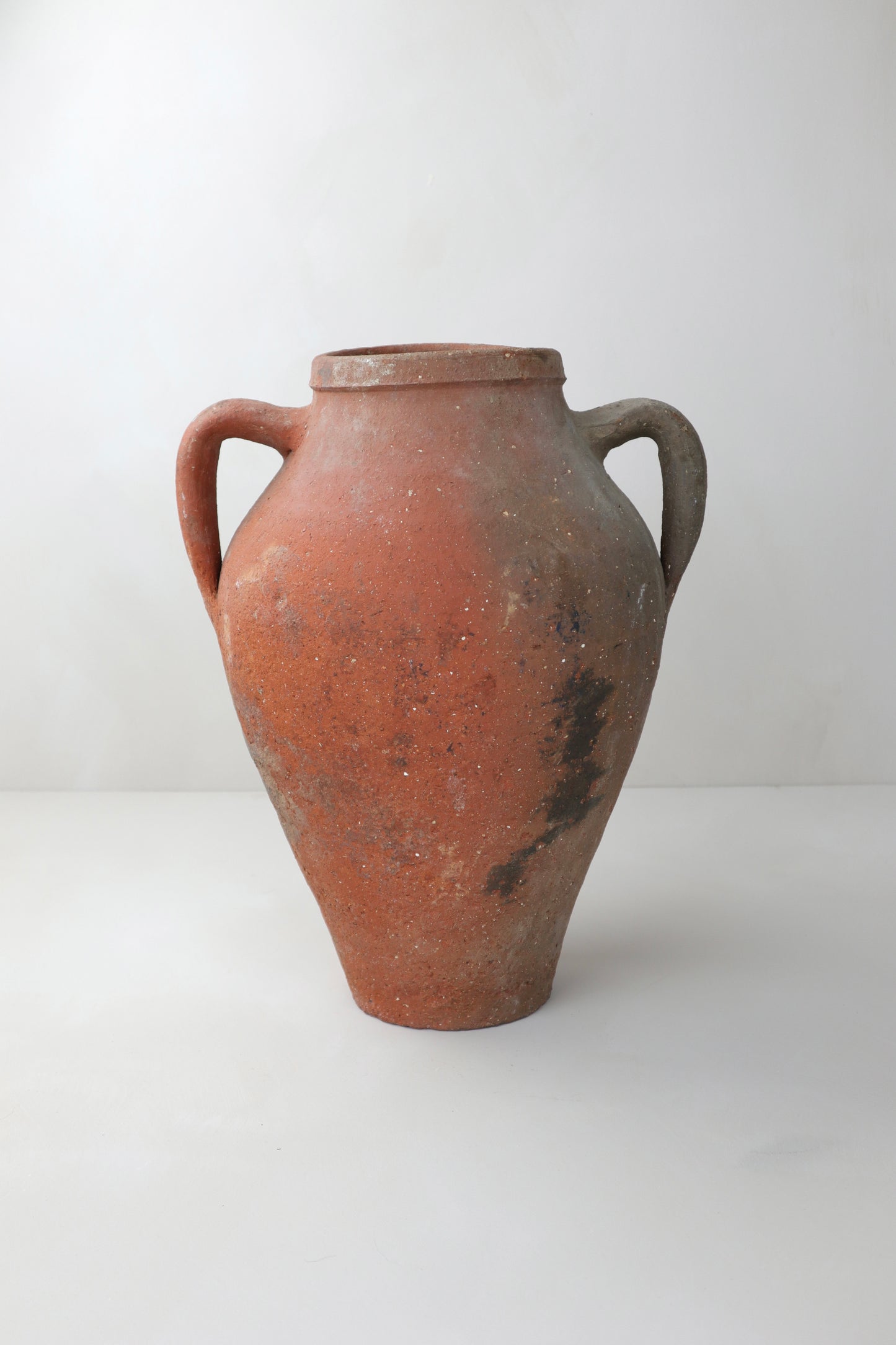 ANTIQUE VESSEL | 023