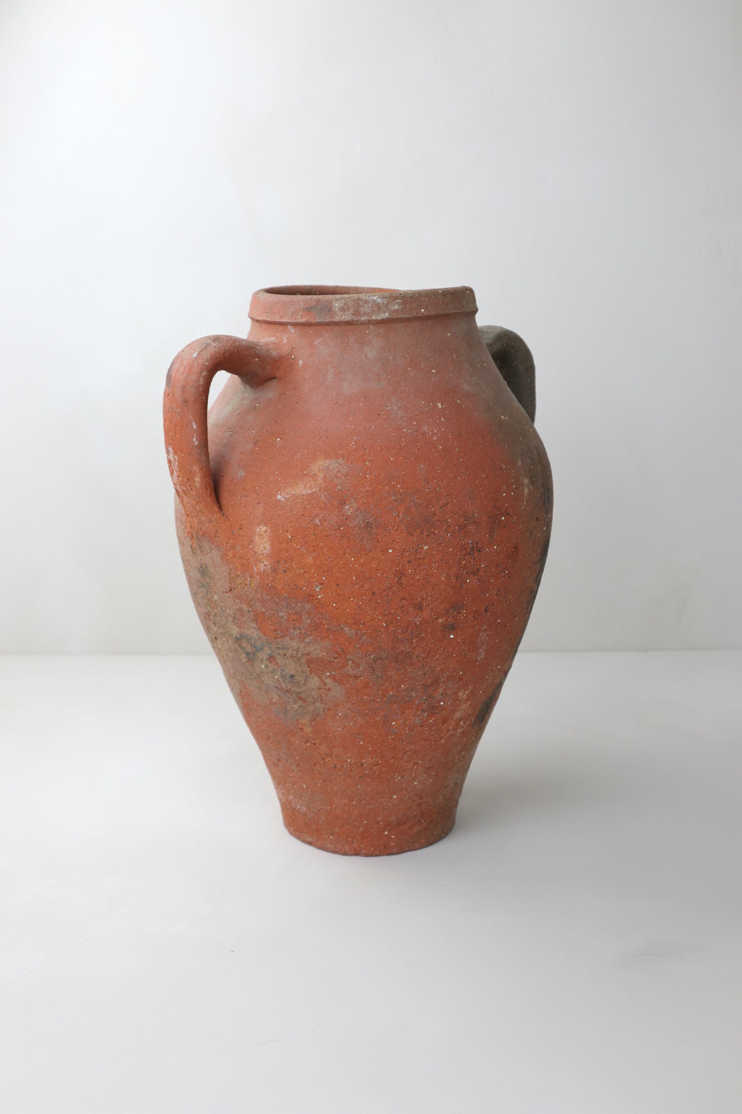 ANTIQUE VESSEL | 023