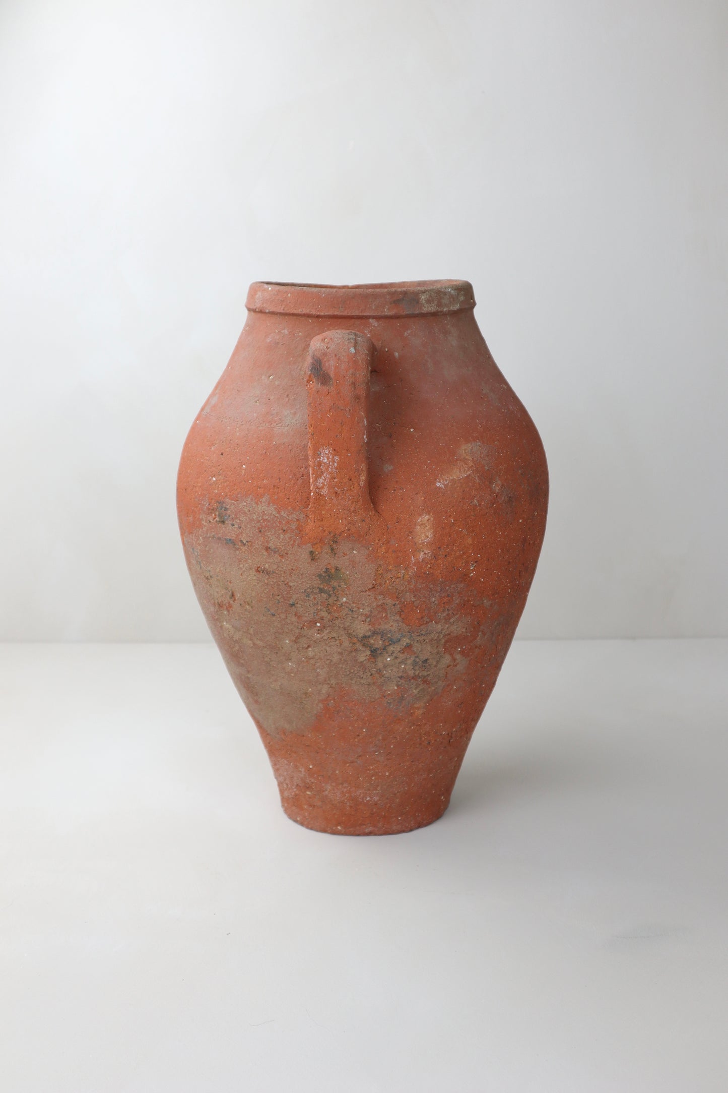 ANTIQUE VESSEL | 023