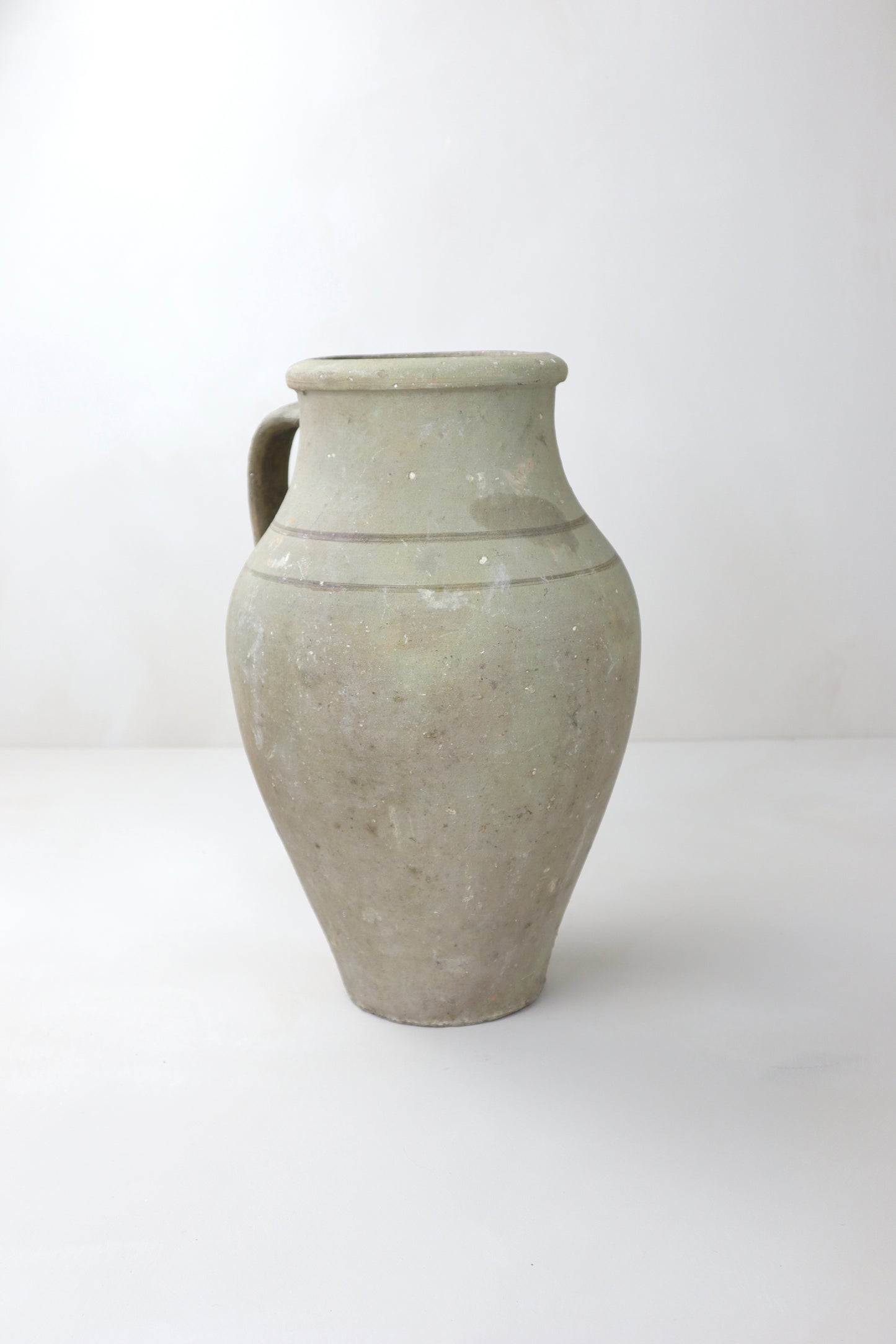 ANTIQUE VESSEL | 021