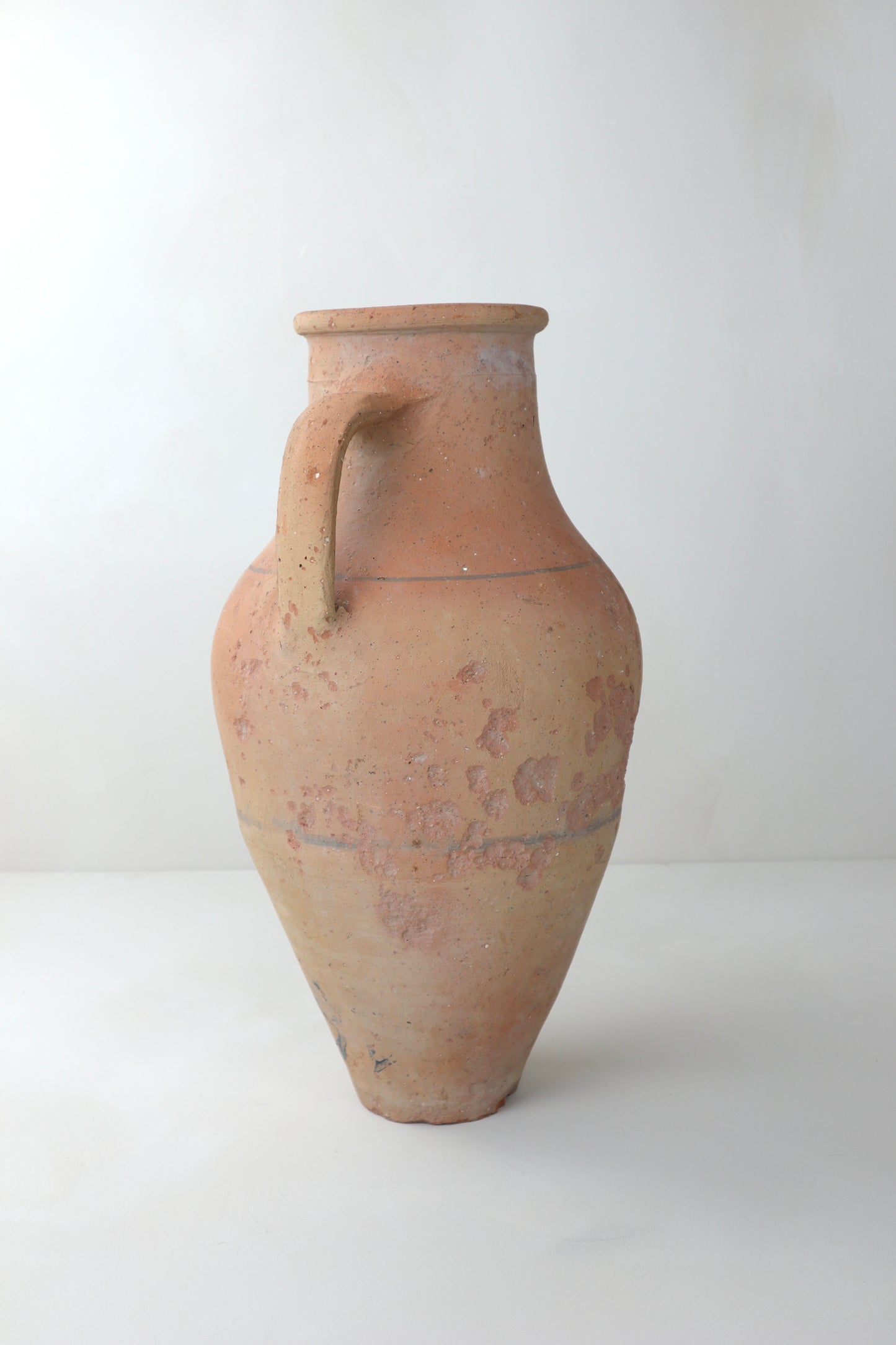 ANTIQUE VESSEL | 025