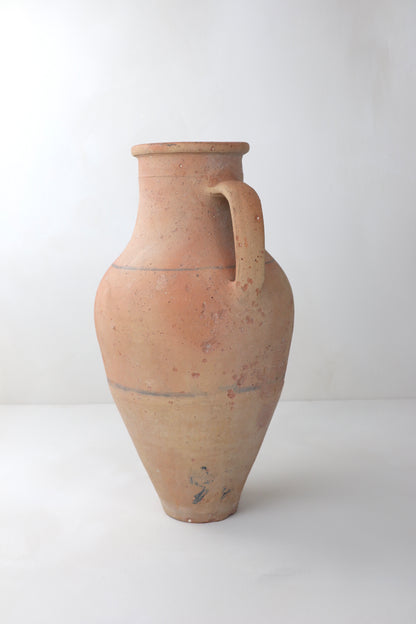 ANTIQUE VESSEL | 025