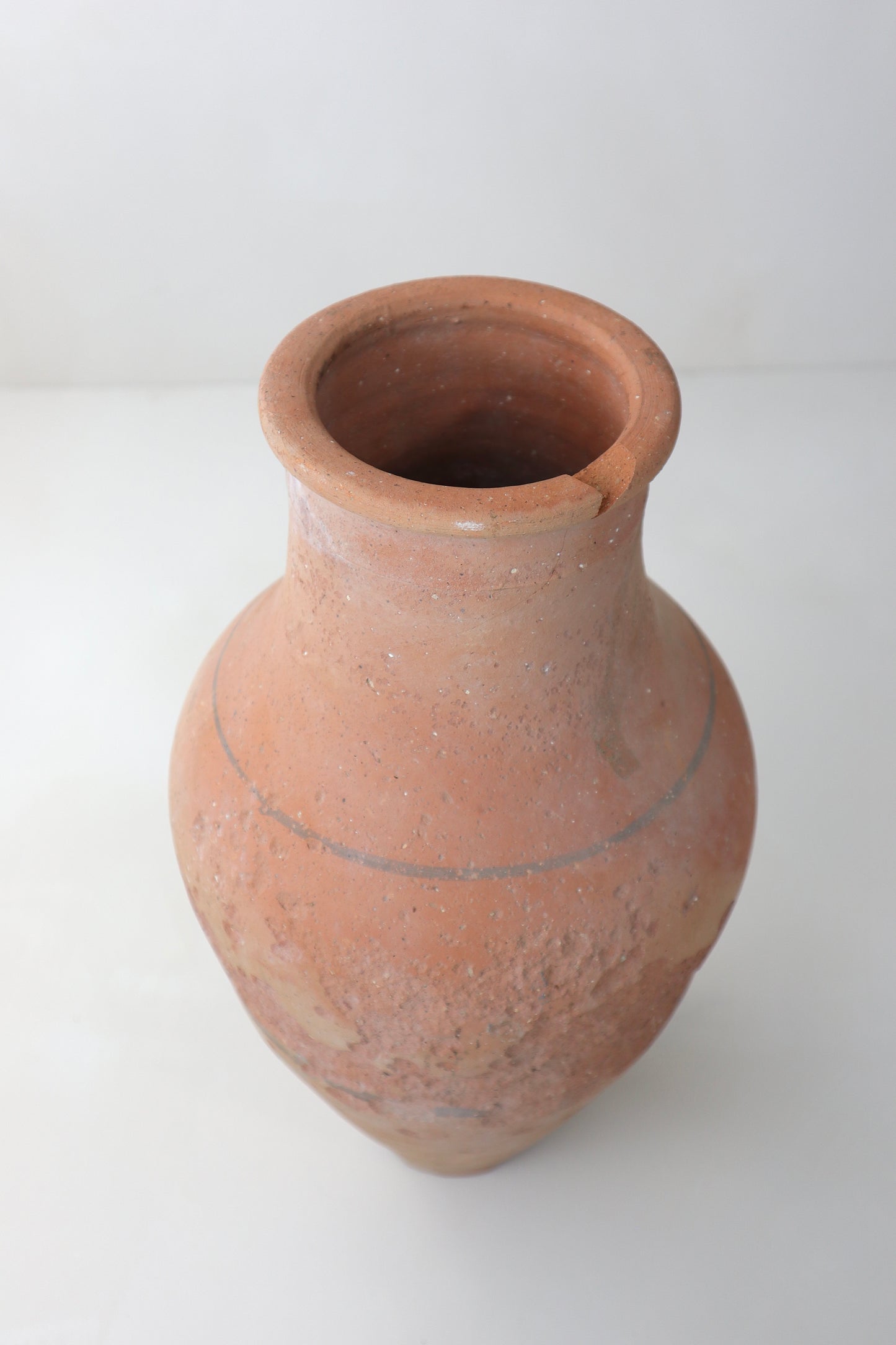 ANTIQUE VESSEL | 025