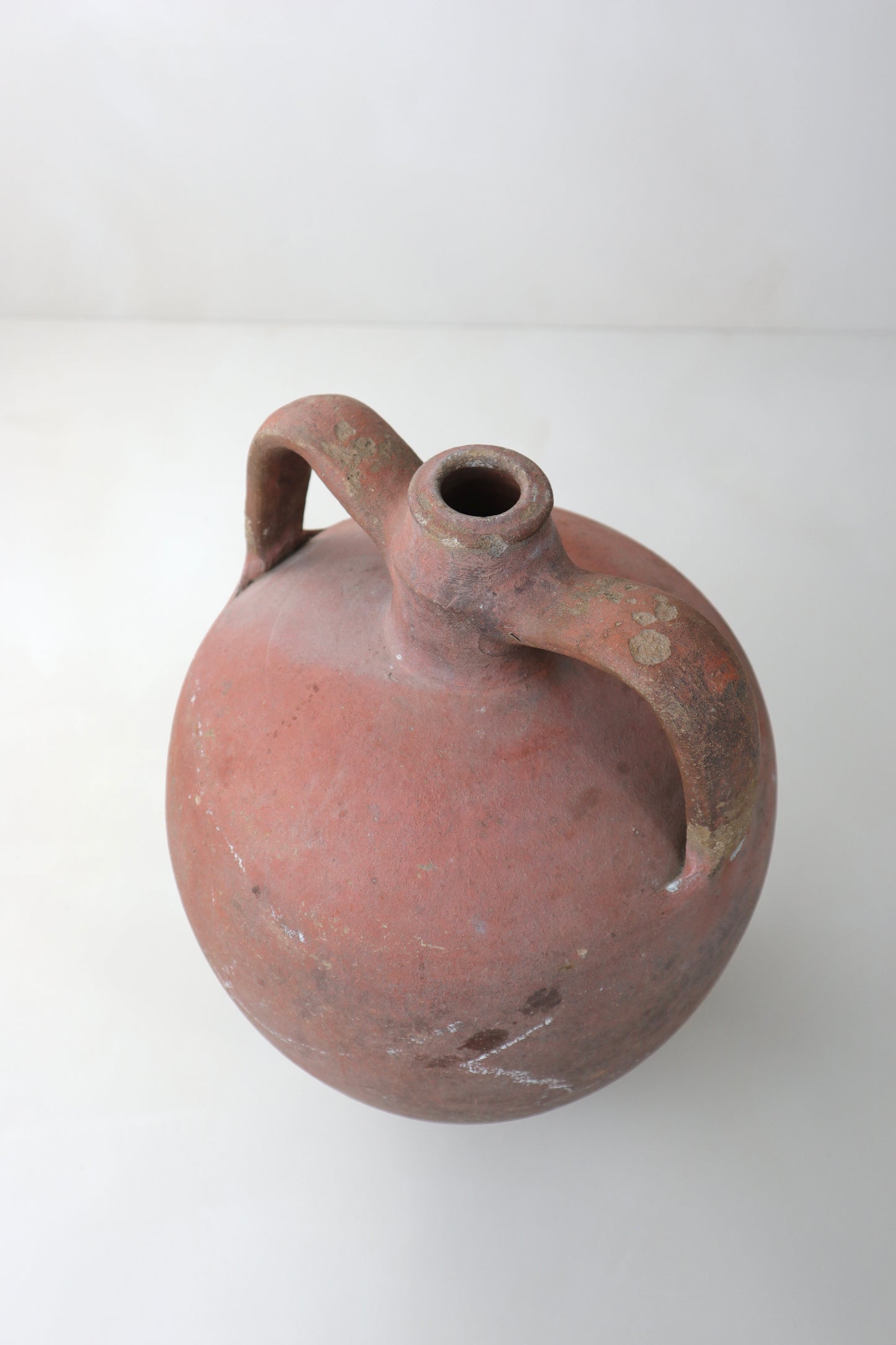 ANTIQUE VESSEL | 024