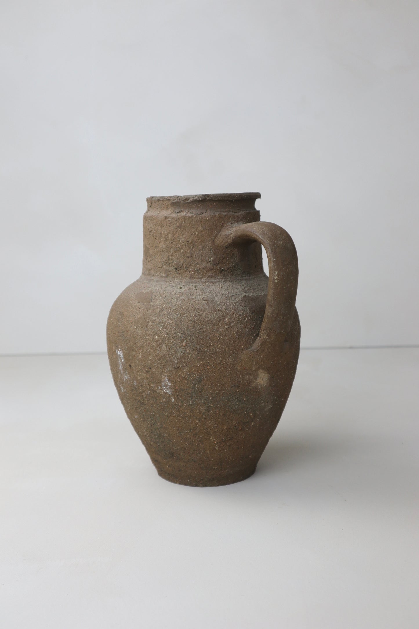 ANTIQUE VESSEL | 011