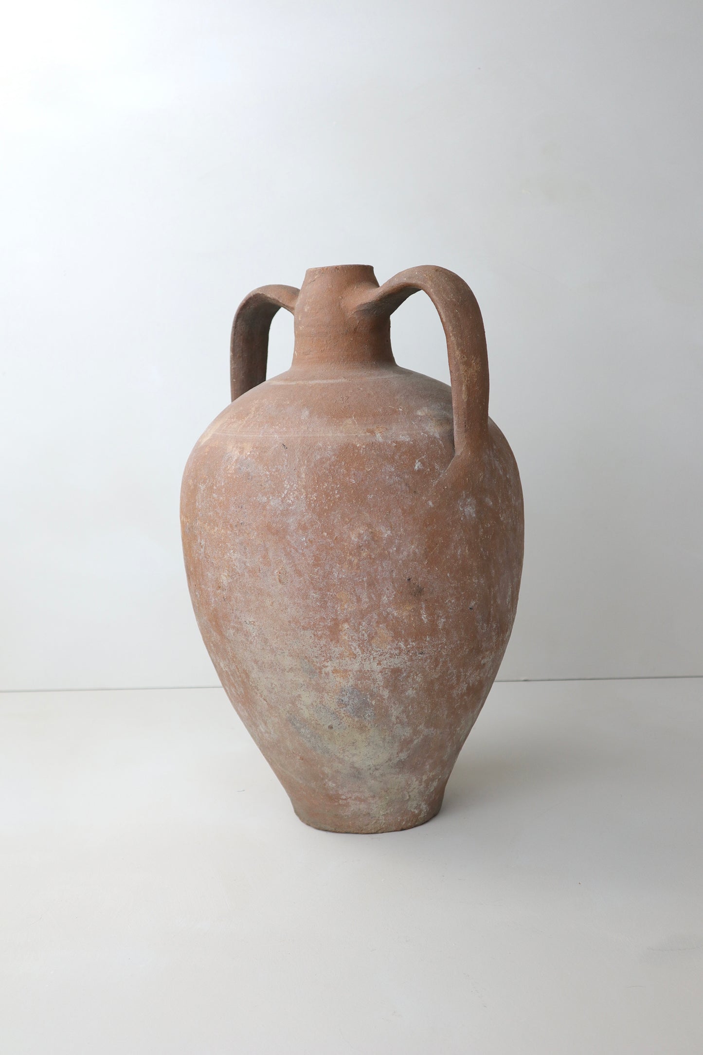 ANTIQUE VESSEL | 004