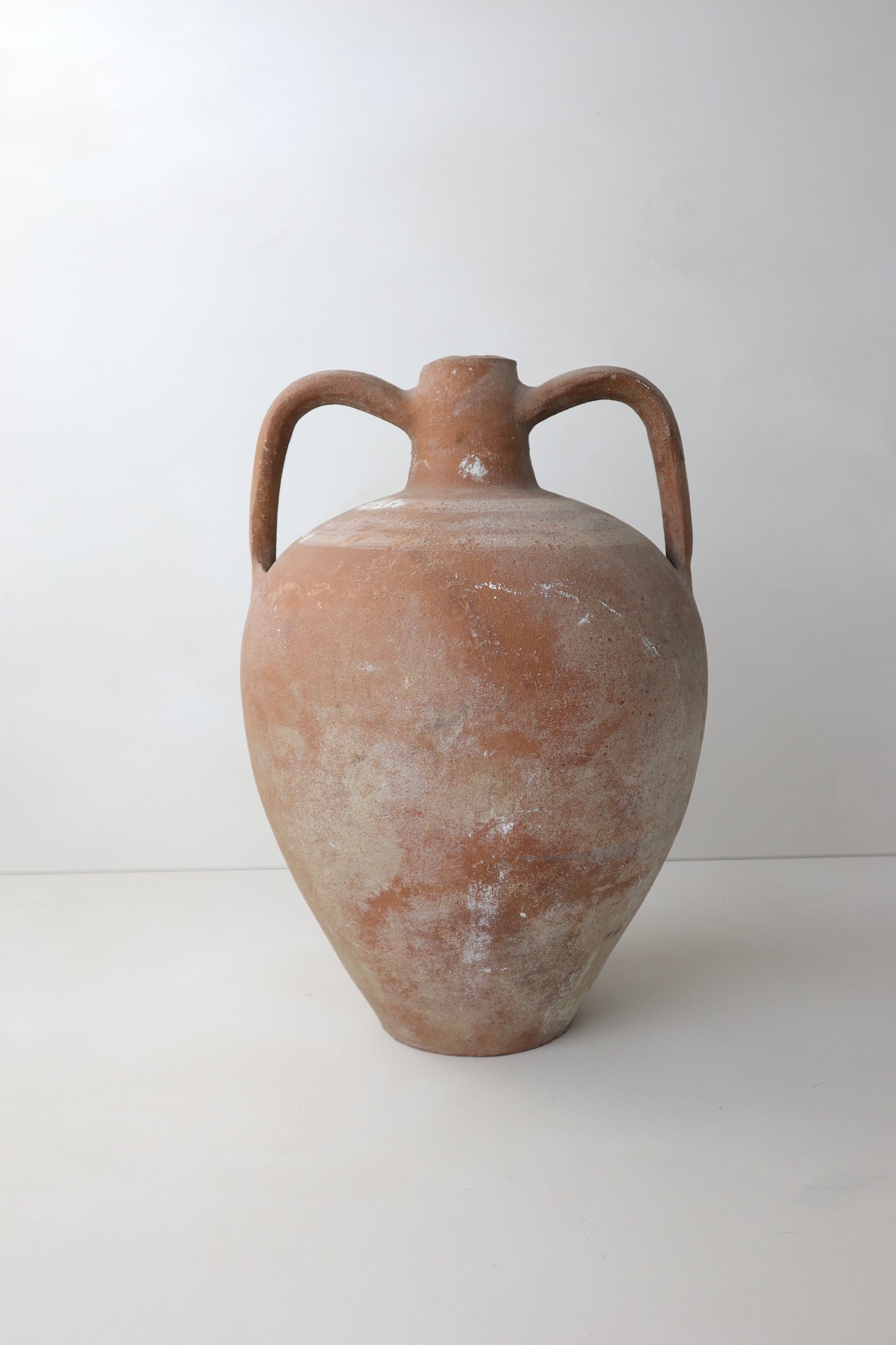 ANTIQUE VESSEL | 010