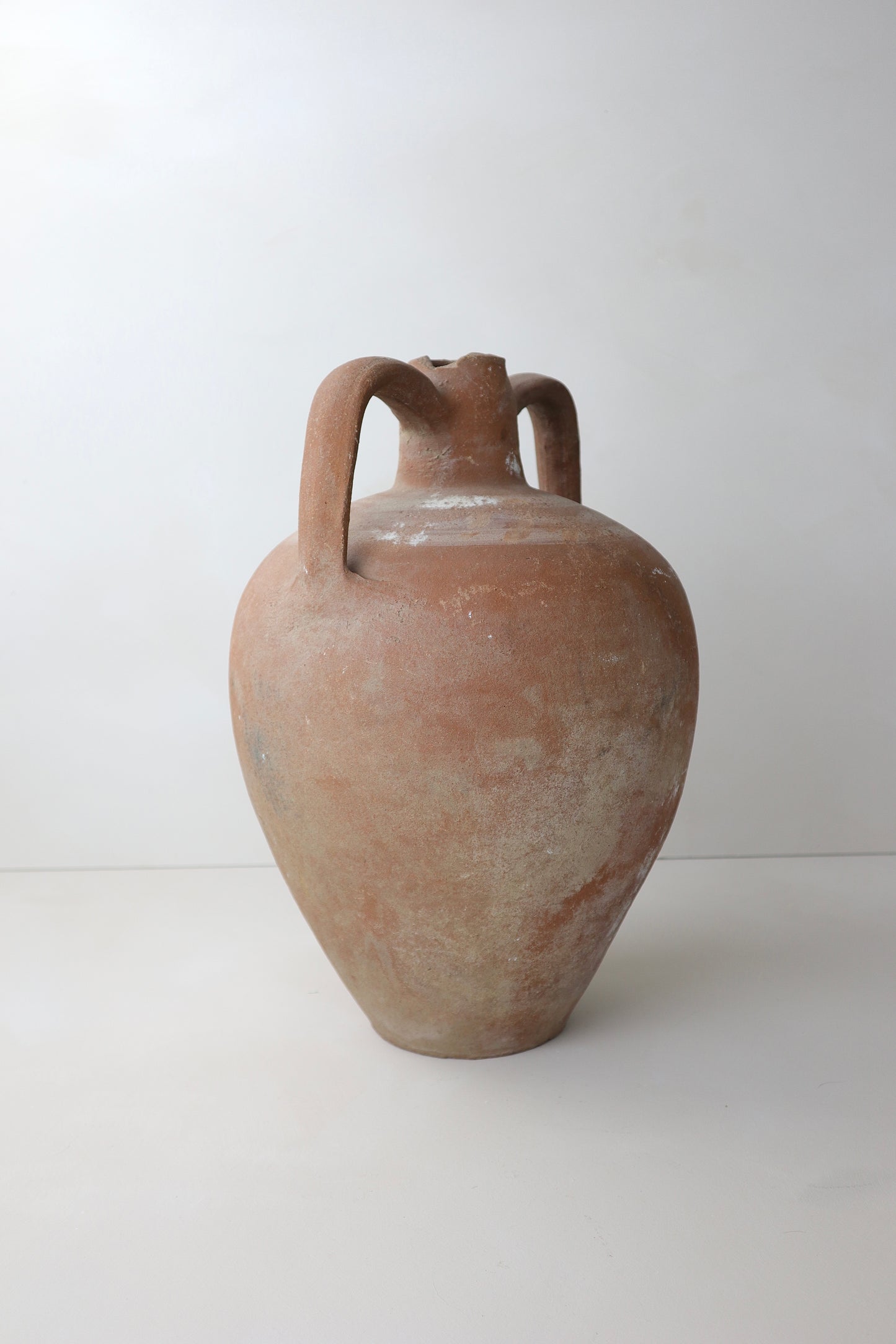 ANTIQUE VESSEL | 010
