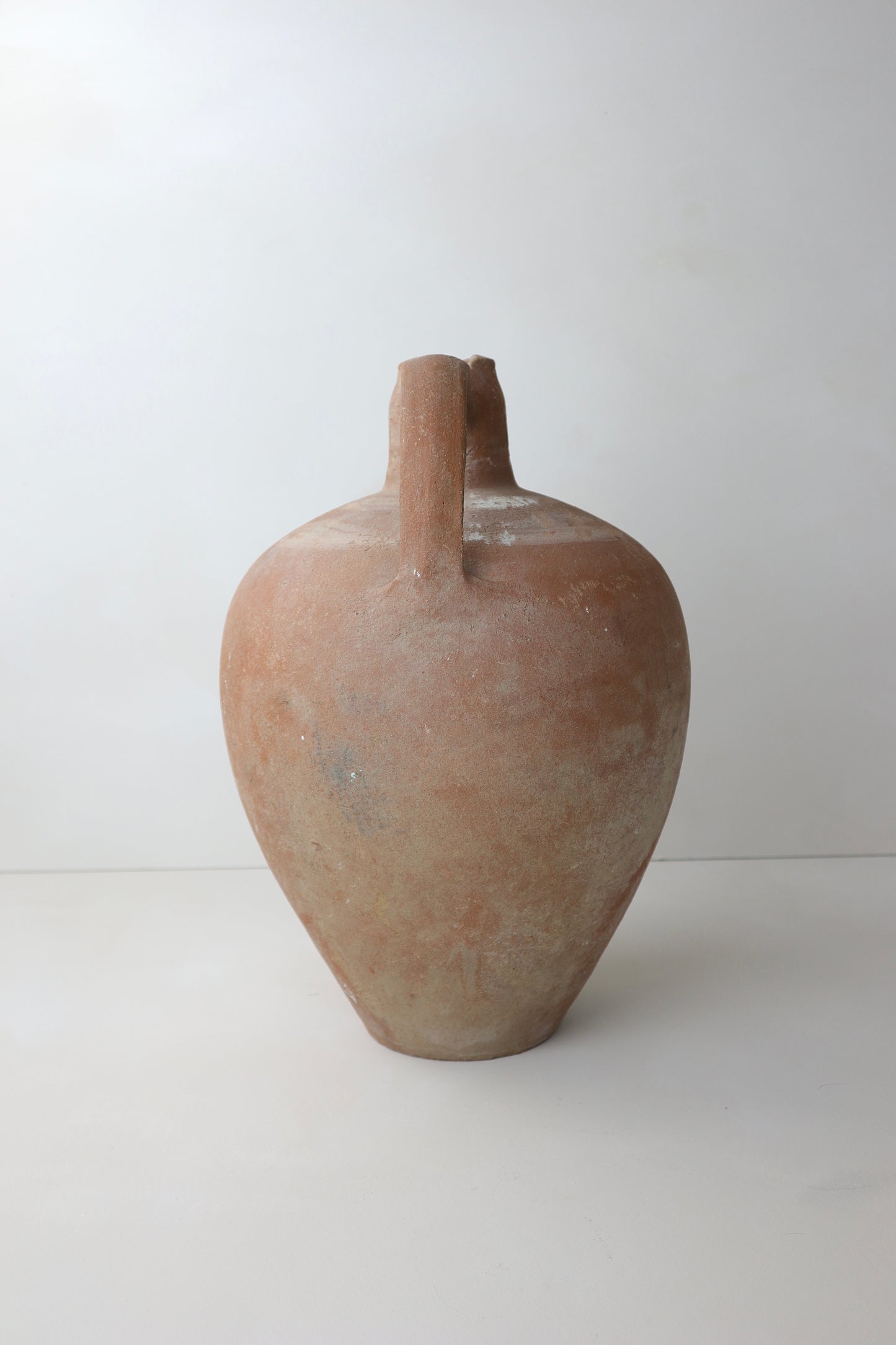 ANTIQUE VESSEL | 010