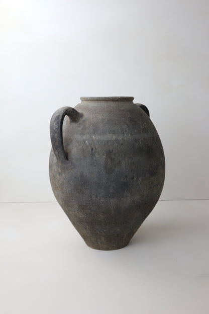 ANTIQUE VESSEL | 009