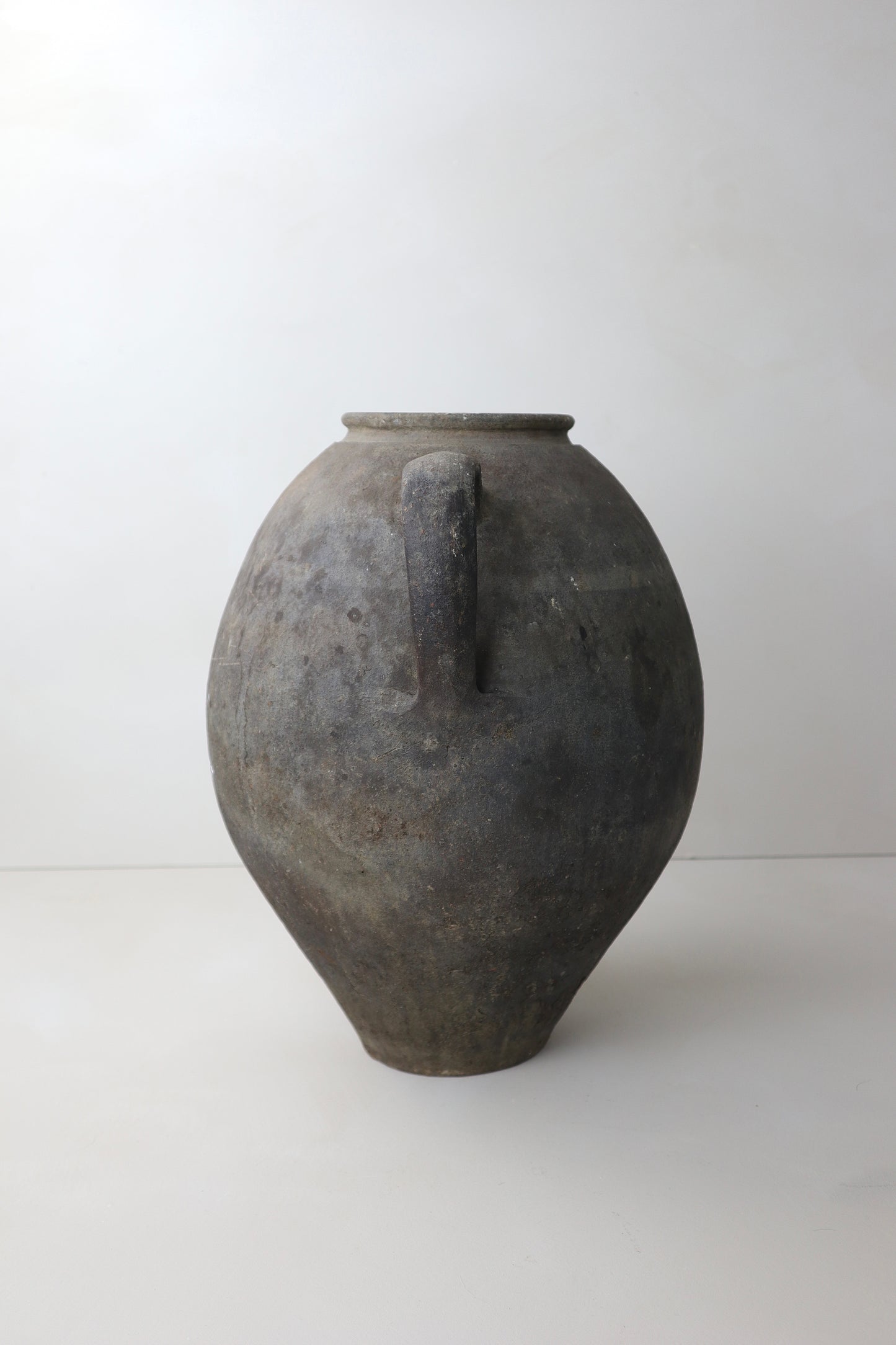 ANTIQUE VESSEL | 009