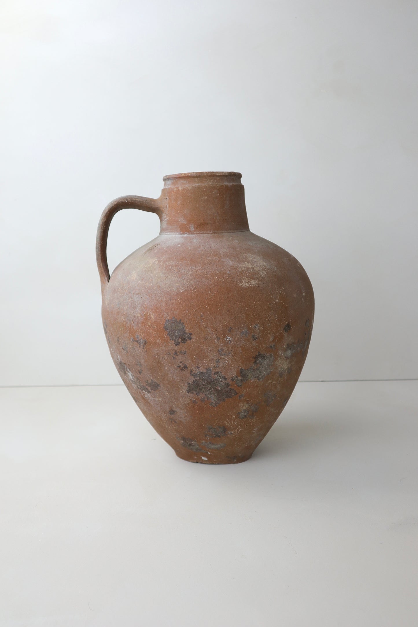 ANTIQUE VESSEL | 002