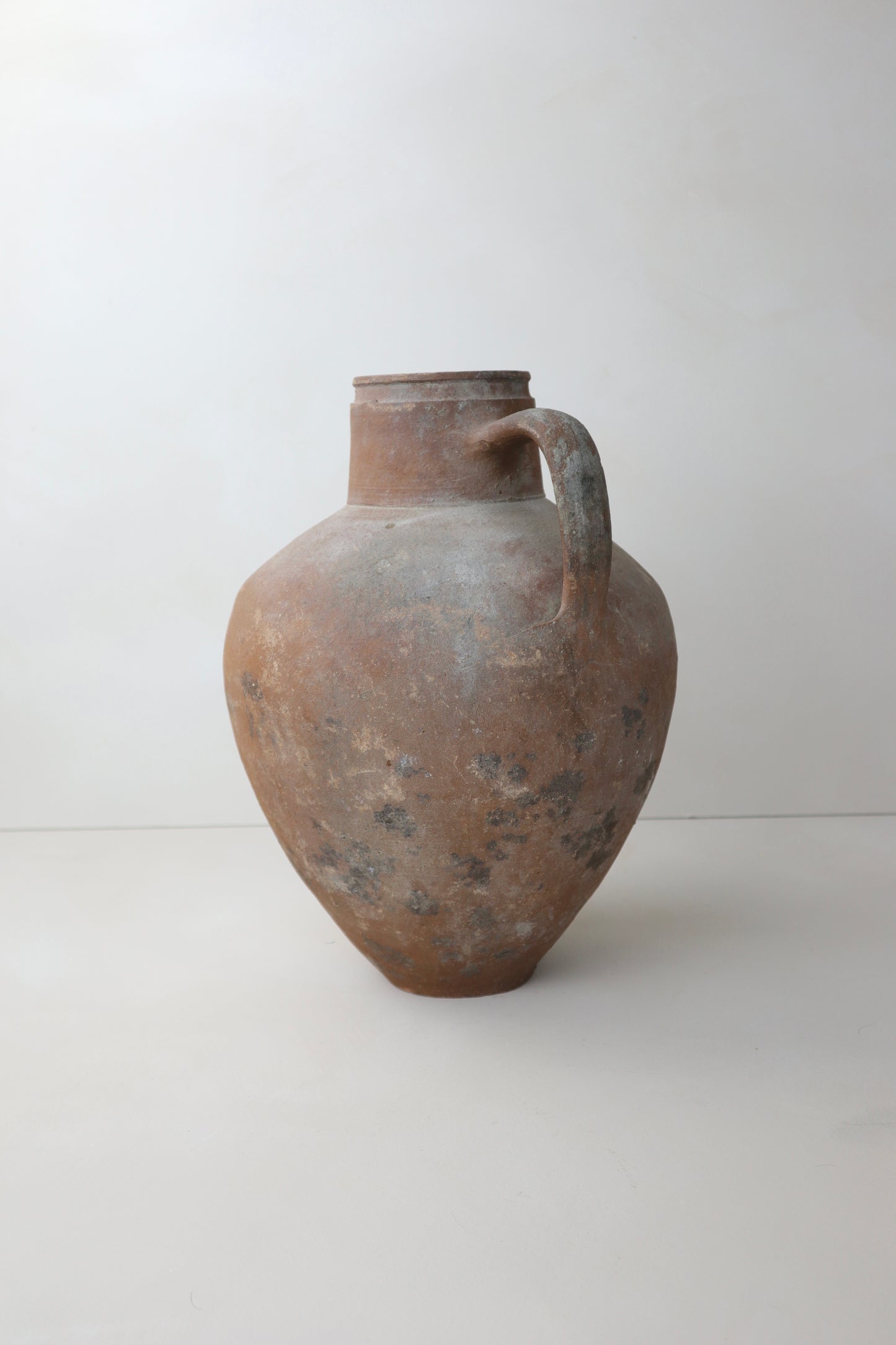 ANTIQUE VESSEL | 002