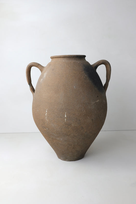 ANTIQUE VESSEL | 001