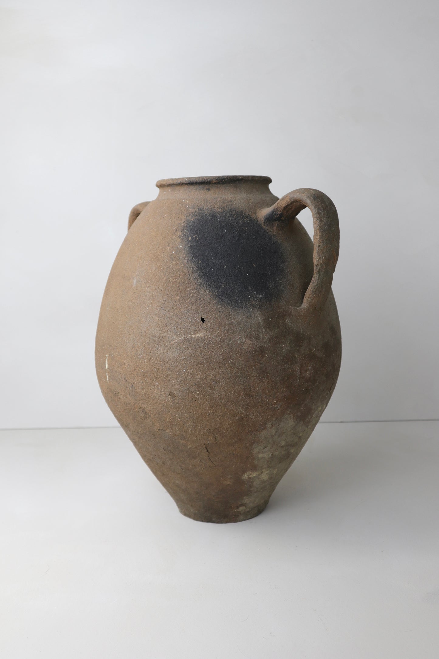 ANTIQUE VESSEL | 001