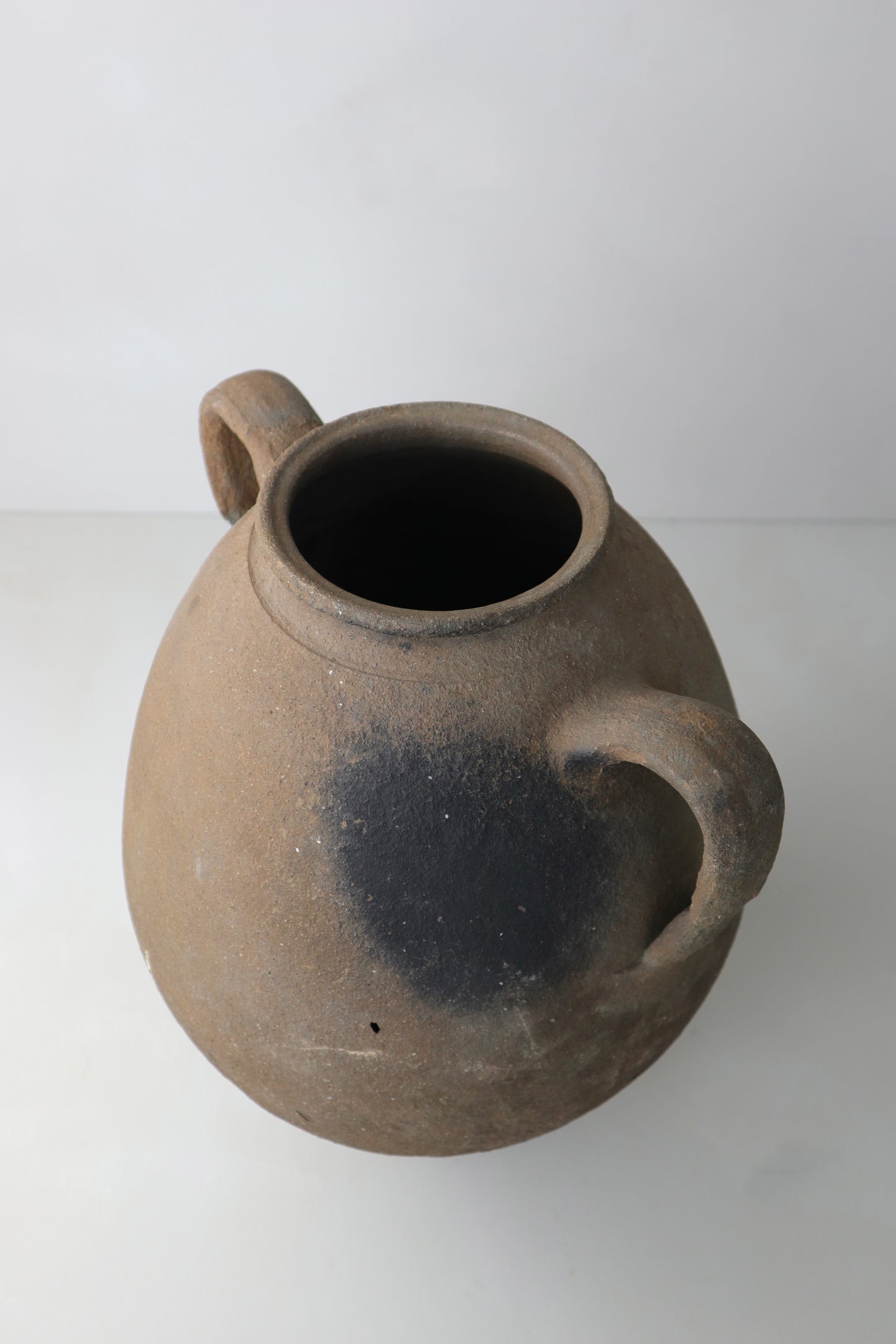 ANTIQUE VESSEL | 001